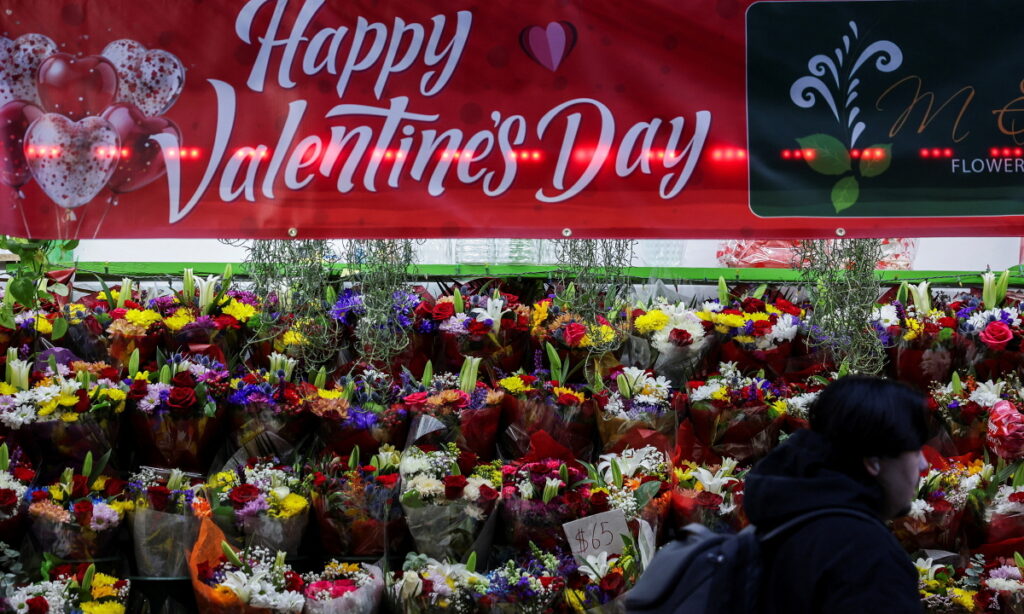 Valentine đắt đỏ hơn với các tình nhân Mỹ