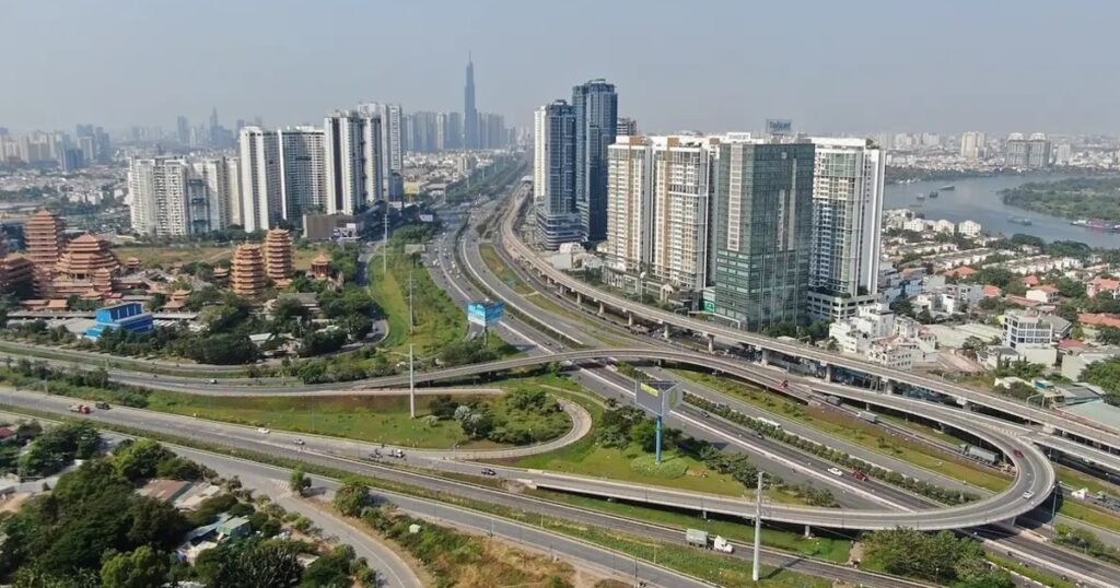 Hạ tầng giao thông TP.Hồ Chí Minh: “Đòn bẩy” tái cấu trúc tăng trưởng kinh tế xã hội