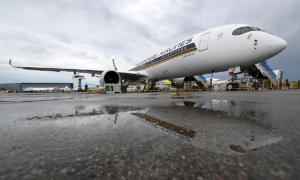 Giá vé máy bay từ Singapore dự kiến tăng tới 32 USD bởi thuế nhiên liệu bền vững