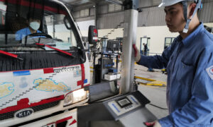 Siết chặt kiểm định khí thải ôtô từ 1/3