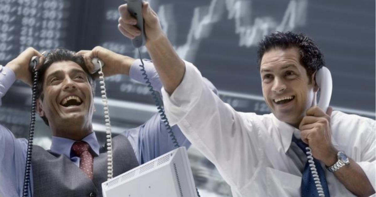 Tiền tổ chức trong nước mua ròng 1.000 tỷ