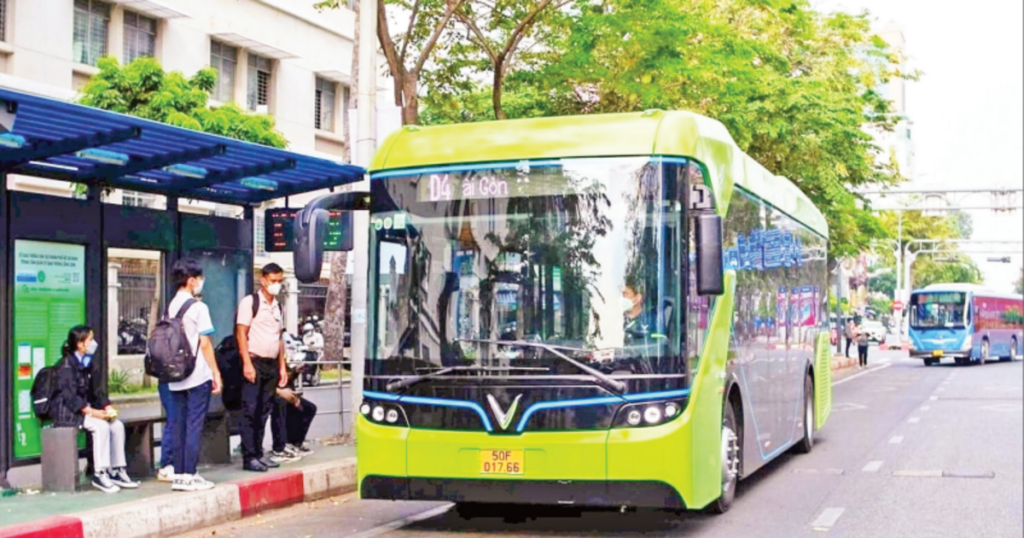 Chuyển đổi giao thông xanh cần một lộ trình bài bản, dài hạn và triển khai đồng bộ