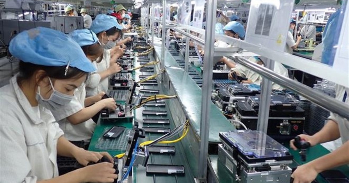 Hàng công nghệ, điện tử đóng góp hơn 1/3 tổng kim ngạch xuất khẩu 2 tháng đầu năm 2026