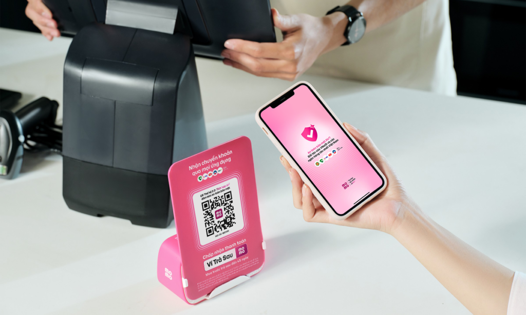 MoMo cập nhật giải pháp nhận tiền cho hộ kinh doanh