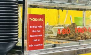 Nhiều hàng quán tăng giá