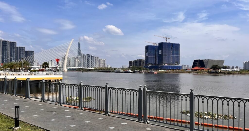 Sơ kết đề án cải tạo, chỉnh trang không gian bờ Đông sông Sài Gòn