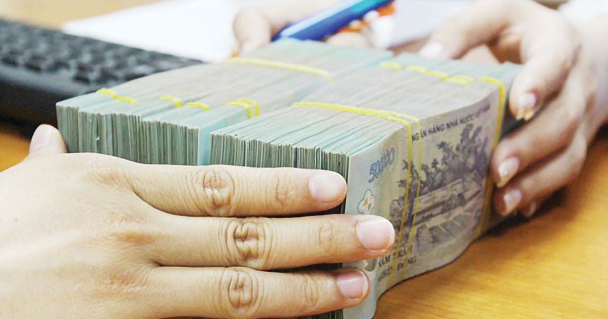 Ngân hàng Nhà nước bơm ròng nhẹ, lãi suất liên ngân hàng đảo chiều giảm sâu