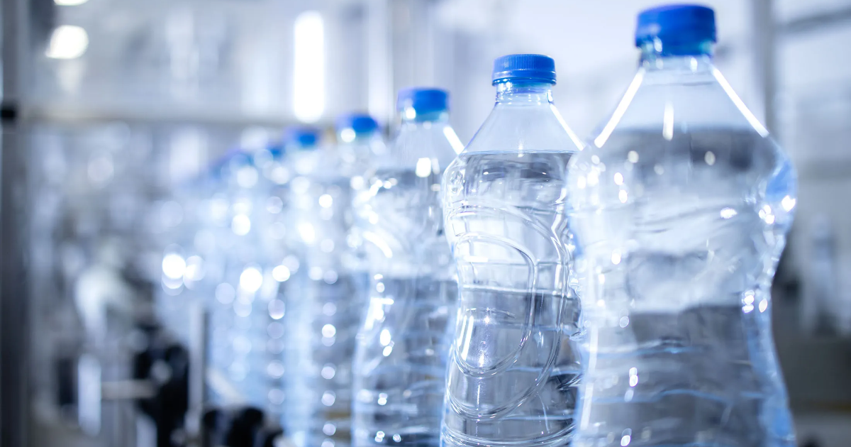 Giá nhựa toàn cầu có thể tăng mạnh do chiến tranh ở Trung Đông