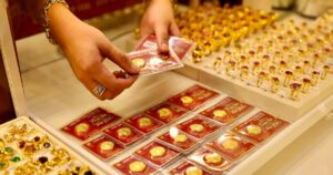 Giá vàng nhẫn tăng 11 triệu đồng mỗi lượng trong 2 phiên đầu tuần