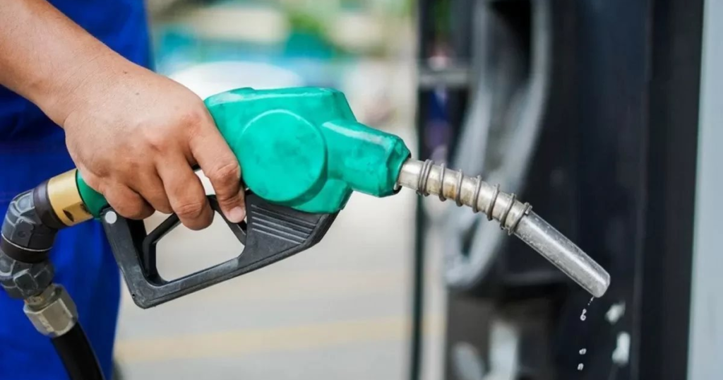 Kết luận của Bộ Chính trị về bảo đảm nguồn cung, giá nhiên liệu ổn định trong tình hình mới