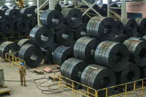 Con trai tỷ phú Trần Đình Long muốn mua 50 triệu cổ phiếu HPG