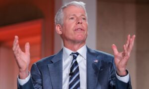 Mỹ sẽ xả 172 triệu thùng dầu dự trữ