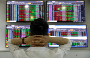 Nhà đầu tư bán tháo cổ phiếu dầu khí