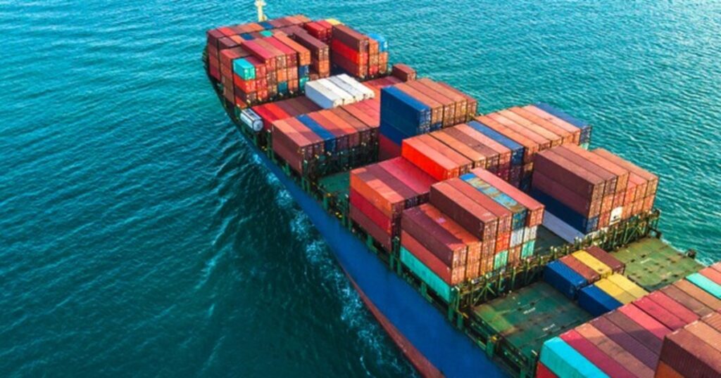 "Phù phép" để xuất khẩu trái phép 1.033 container quặng sang Trung Quốc