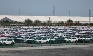 Doanh nghiệp kêu gọi ngăn xe Trung Quốc vào Mỹ trước cuộc gặp Trump - Tập