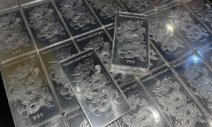 Bạc thỏi có thể được niêm yết trên Sở Giao dịch hàng hóa Việt Nam