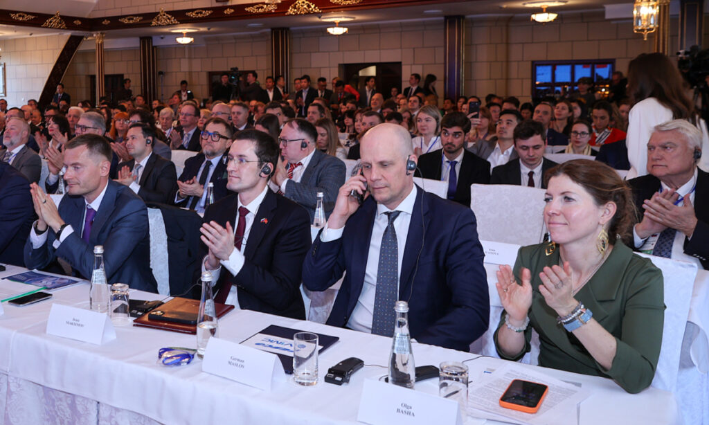 Nga muốn mở rộng đầu tư về năng lượng, giao thông tại Việt Nam