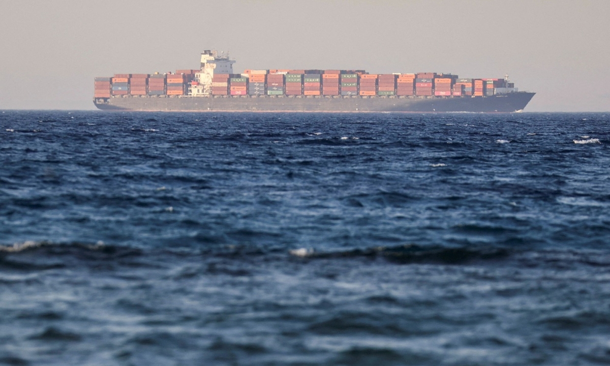 Tuyến vận chuyển dầu thay Hormuz đối mặt rủi ro bởi xung đột Trung Đông