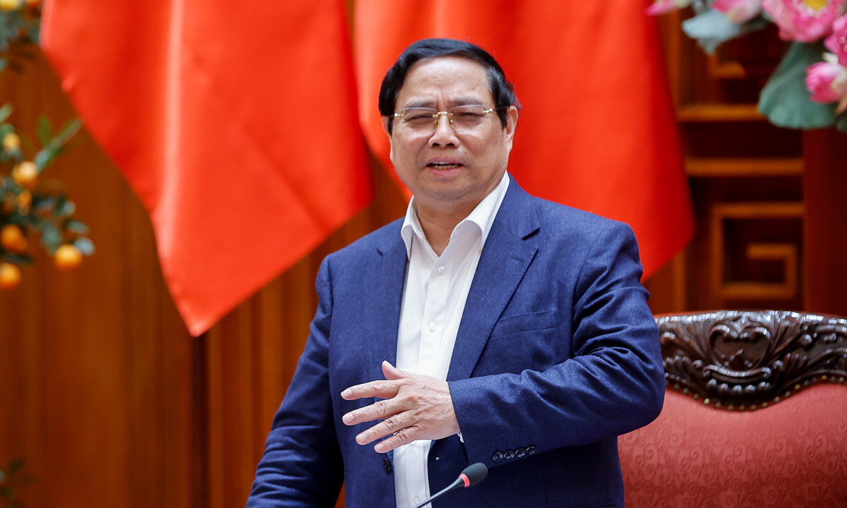 Thủ tướng: Sử dụng ngay Quỹ bình ổn giá xăng dầu