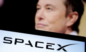 SpaceX nộp đơn IPO