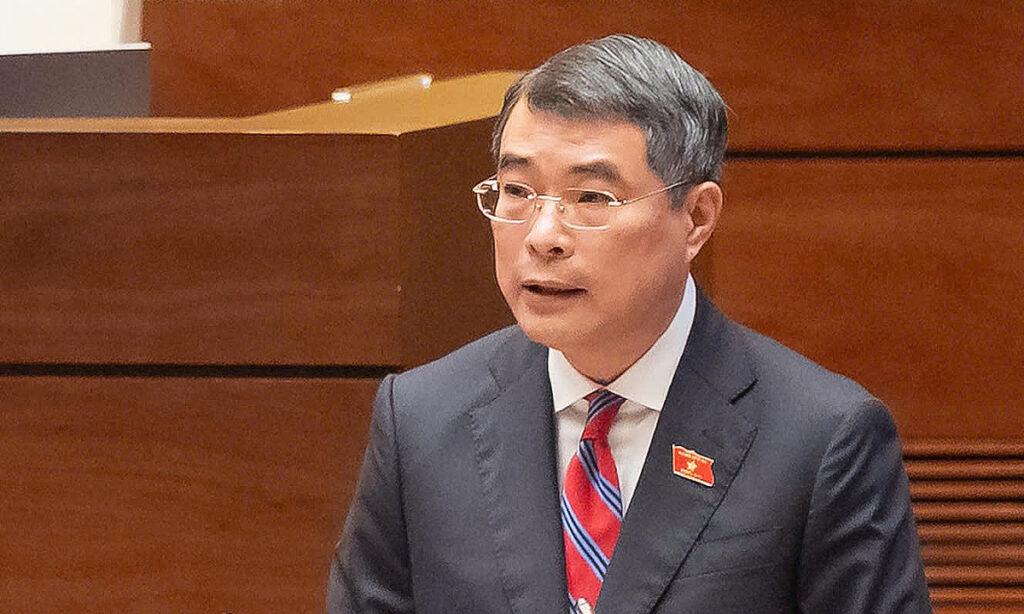 Thủ tướng: Không để mất ổn định, khủng hoảng kinh tế trong mọi tình huống