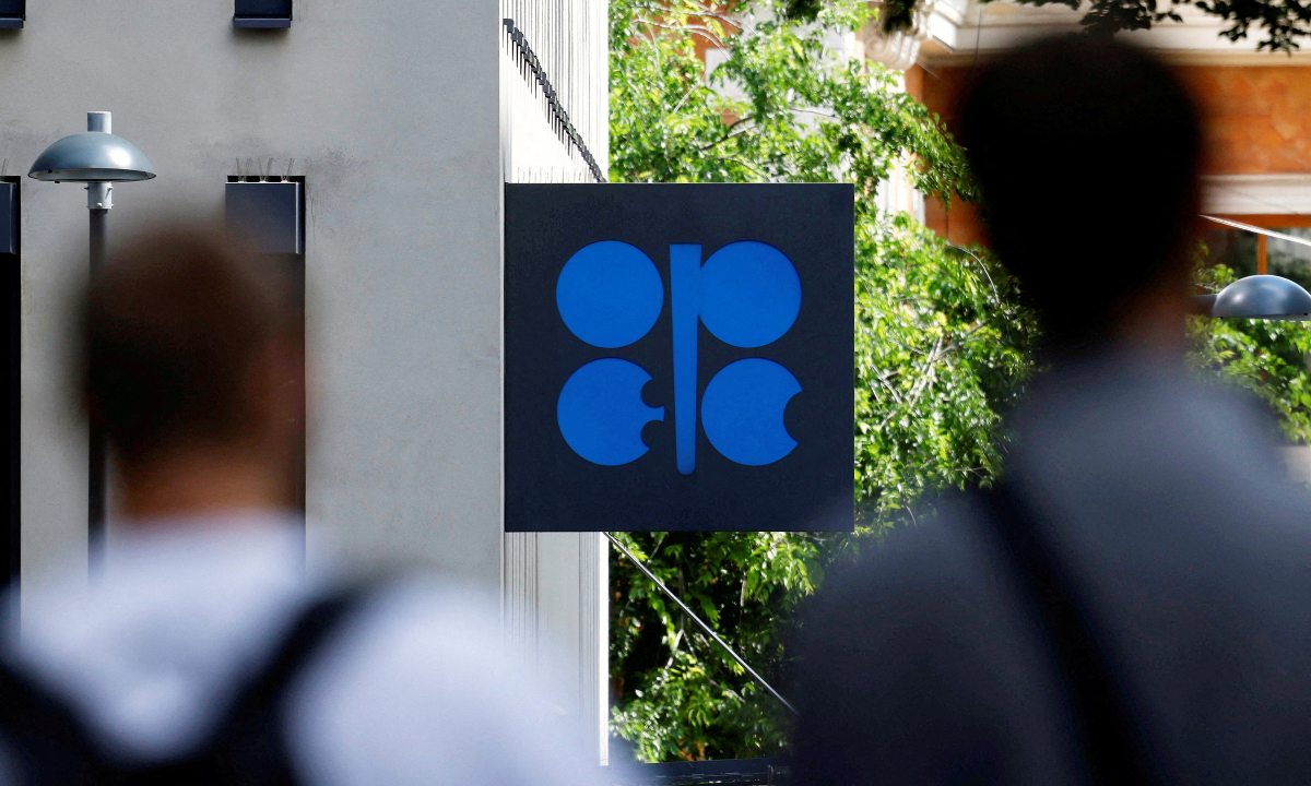 OPEC gây ảnh hưởng lên giá dầu như thế nào