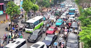 Chưa cấm ngay xe xăng tại Vành đai 1, Hà Nội chọn lộ trình thận trọng