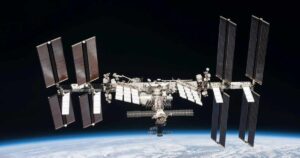 Tham vọng trung tâm dữ liệu không gian của SpaceX có lặp lại vết xe đổ của Microsoft?