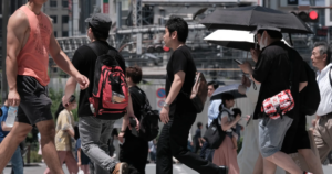 Nhật Bản tính nâng yêu cầu thu nhập đối với người muốn cư trú dài hạn