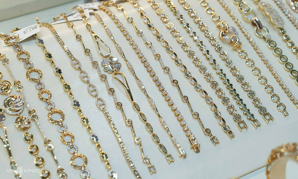 Kiến nghị cho doanh nghiệp nhập khẩu vàng nguyên liệu