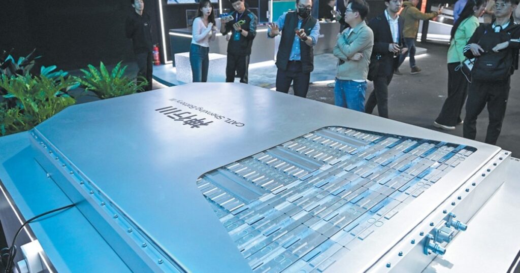 CATL thúc đẩy công nghệ pin kép, sắp sản xuất hàng loạt pin natri-ion