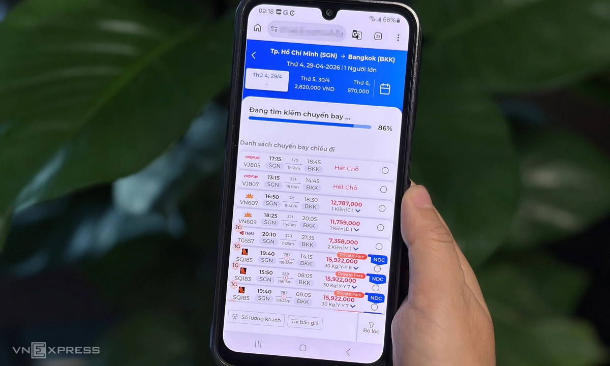 Giá vé máy bay quốc tế dịp 30/4 leo thang
