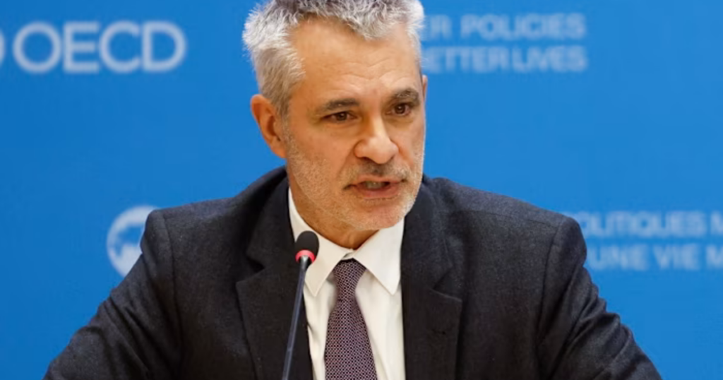 OECD kêu gọi các chính phủ nhanh chóng chấm dứt trợ giá nhiên liệu