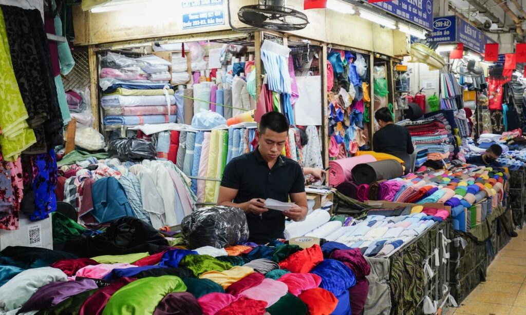 'Cần tăng gấp đôi, chia theo ngành ngưỡng chịu thuế của hộ kinh doanh'