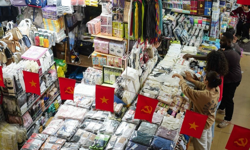 VCCI: Chưa đến 2% hộ kinh doanh muốn mở rộng hoạt động