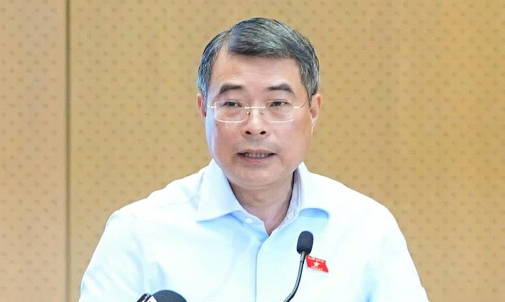 Thủ tướng: Tuần tới ban hành Nghị định nâng ngưỡng chịu thuế cho hộ kinh doanh