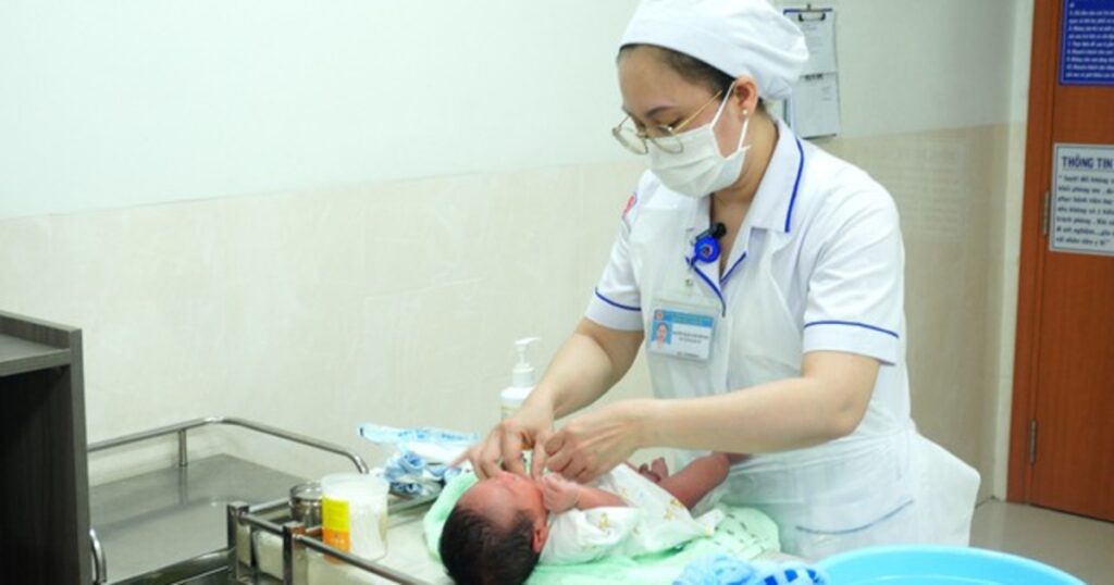 TP. Hồ Chí Minh: Sở Y tế yêu cầu xiết chặt bình ổn giá thuốc và dịch vụ y tế
