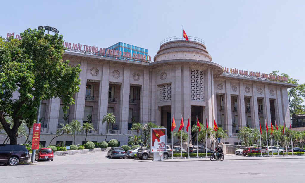 Ngân hàng Nhà nước yêu cầu Vinhomes tuân thủ quy định khi đổi vàng lấy nhà