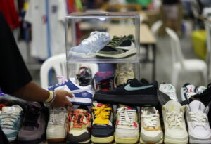 Nike chưa thể phục hồi với chiến lược 'Win Now'