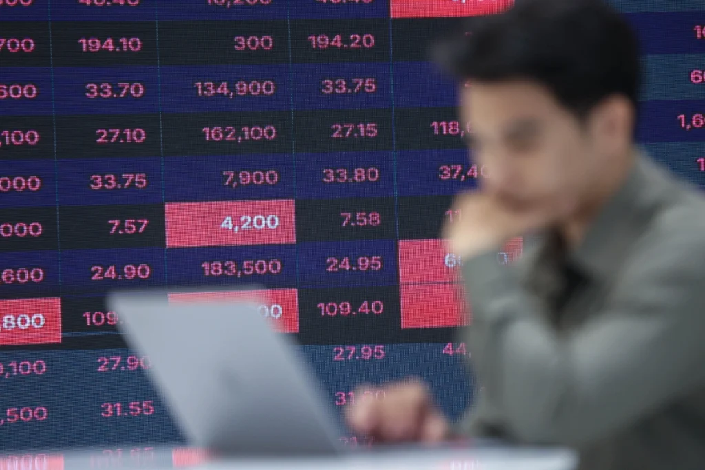 VN-Index không chinh phục được mốc 1.950 điểm