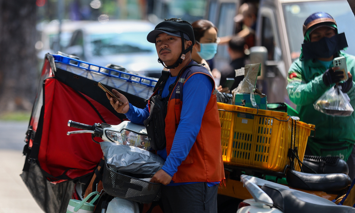 Người Việt chi gần 1.700 tỷ đồng mua sắm trực tuyến mỗi ngày