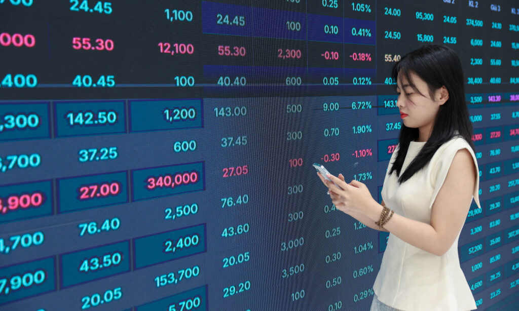Các công ty chứng khoán thu kỷ lục từ cho vay