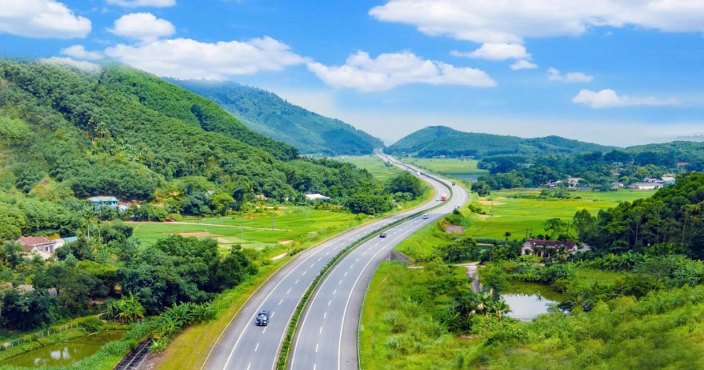 Đề xuất bổ sung cao tốc Việt Trì - Hòa Bình vào mạng lưới đường bộ giai đoạn 2021-2030