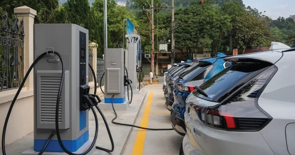 Đề xuất xã hội hóa đầu tư mạng lưới trạm sạc xe ô tô điện