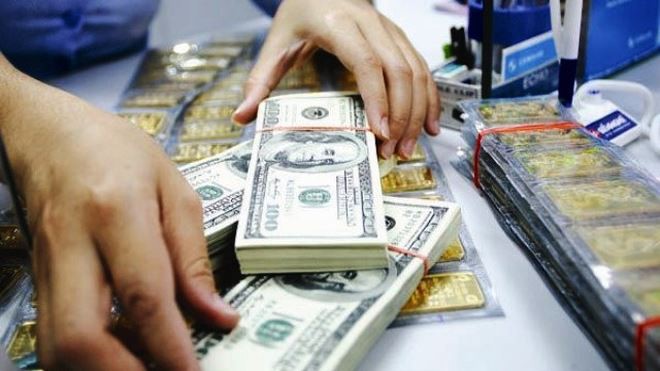 USD tự do bật tăng trở lại, tỷ giá ngân hàng vẫn sát ngưỡng trần