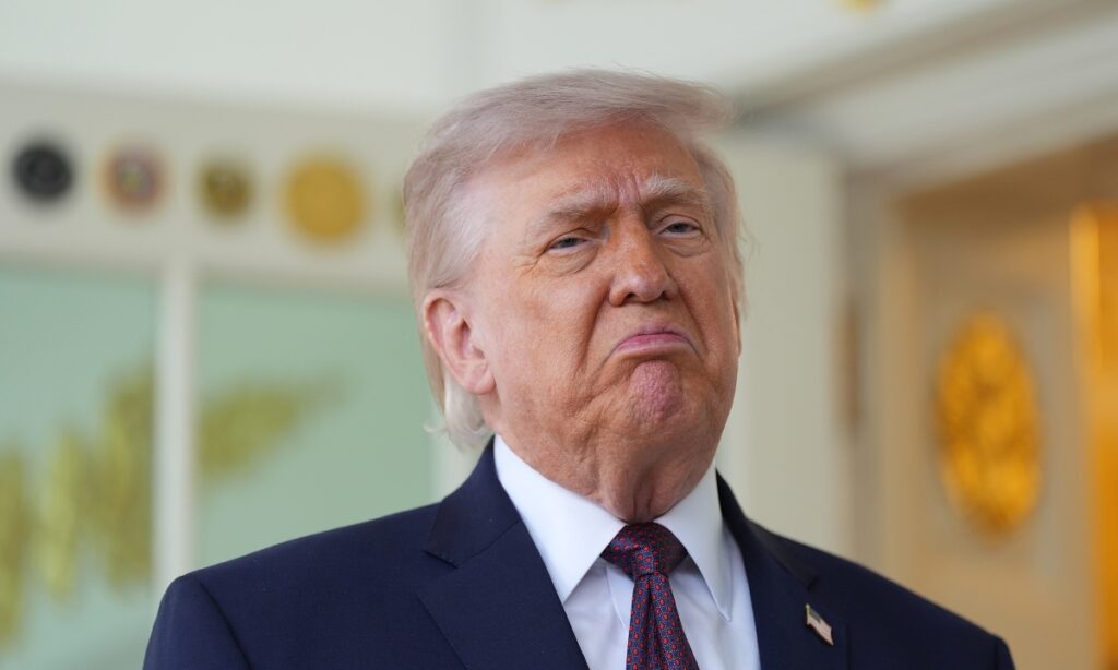 Tòa án Mỹ phản đối thuế 10% của ông Trump