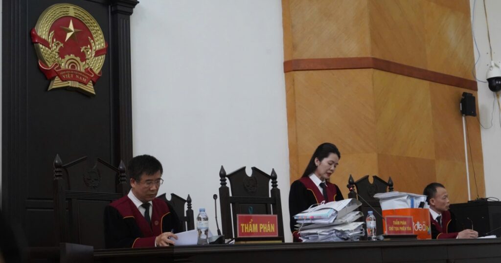 Vụ án tại Cục An toàn thực phẩm: Làm rõ mục đích nhận tiền từ doanh nghiệp của các bị cáo