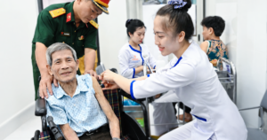 VNVC tặng Gói tài trợ y tế hơn 10 tỷ đồng cho Đặc khu Côn Đảo
