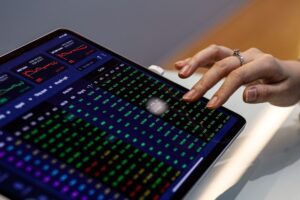 Cổ phiếu dầu khí hút tiền nhà đầu tư trong nước