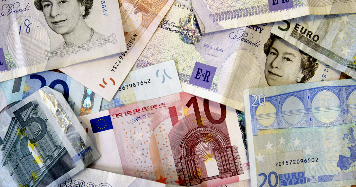 “Tiến thoái lưỡng nan” vì chiến tranh, ECB và BOE cùng giữ nguyên lãi suất